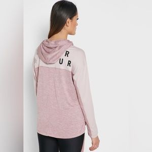 Under Armour Shirt Womens XS Loose Pink Outdoors Lightweight Long Sleeve Ladies‎